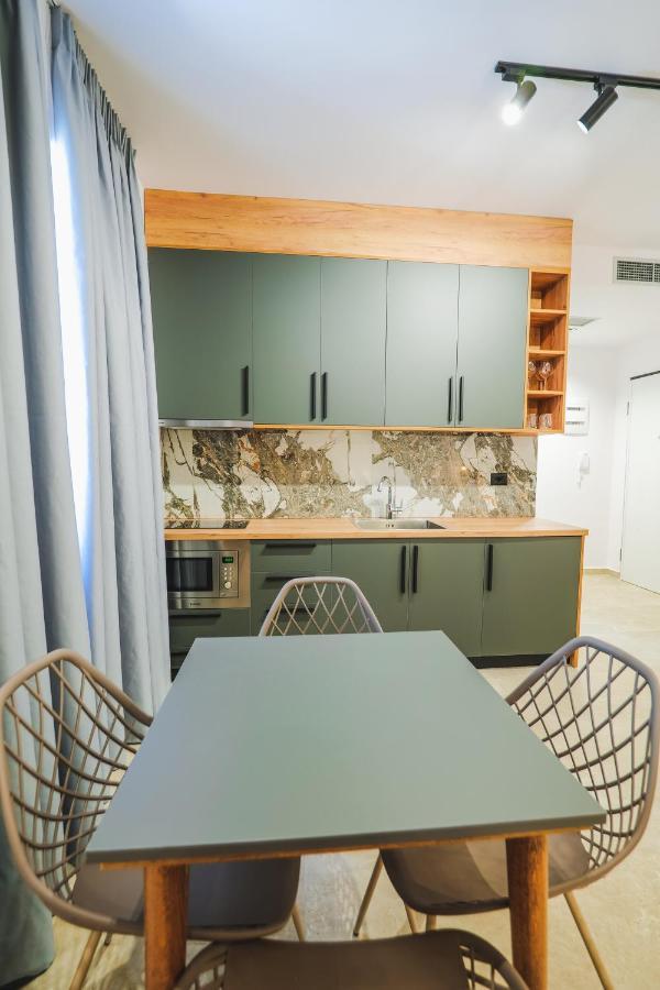 Jad Rooms Sarande Bagian luar foto