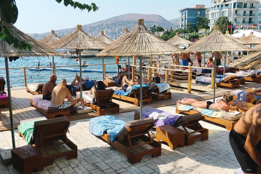 Jad Rooms Sarande Bagian luar foto