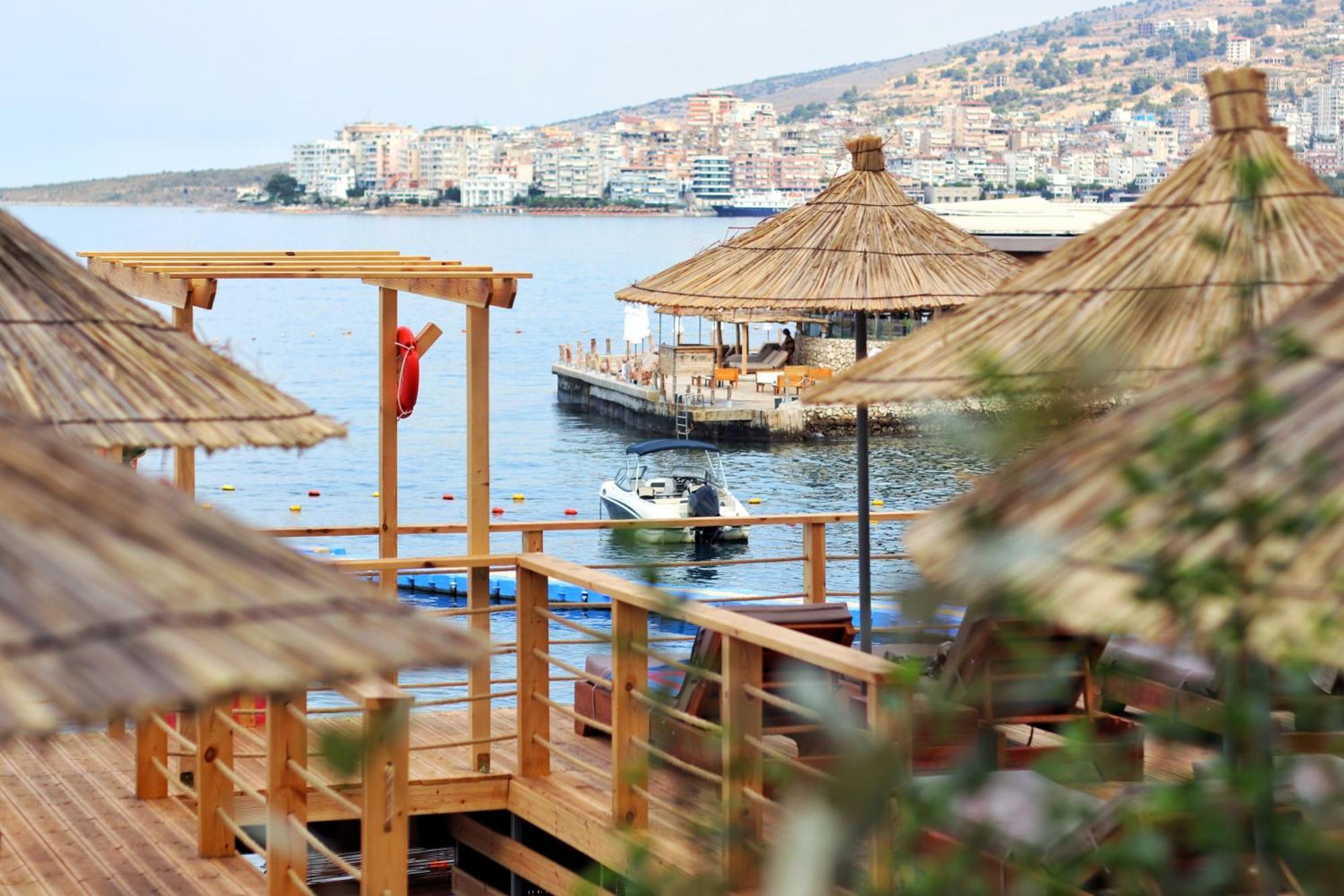 Jad Rooms Sarande Bagian luar foto