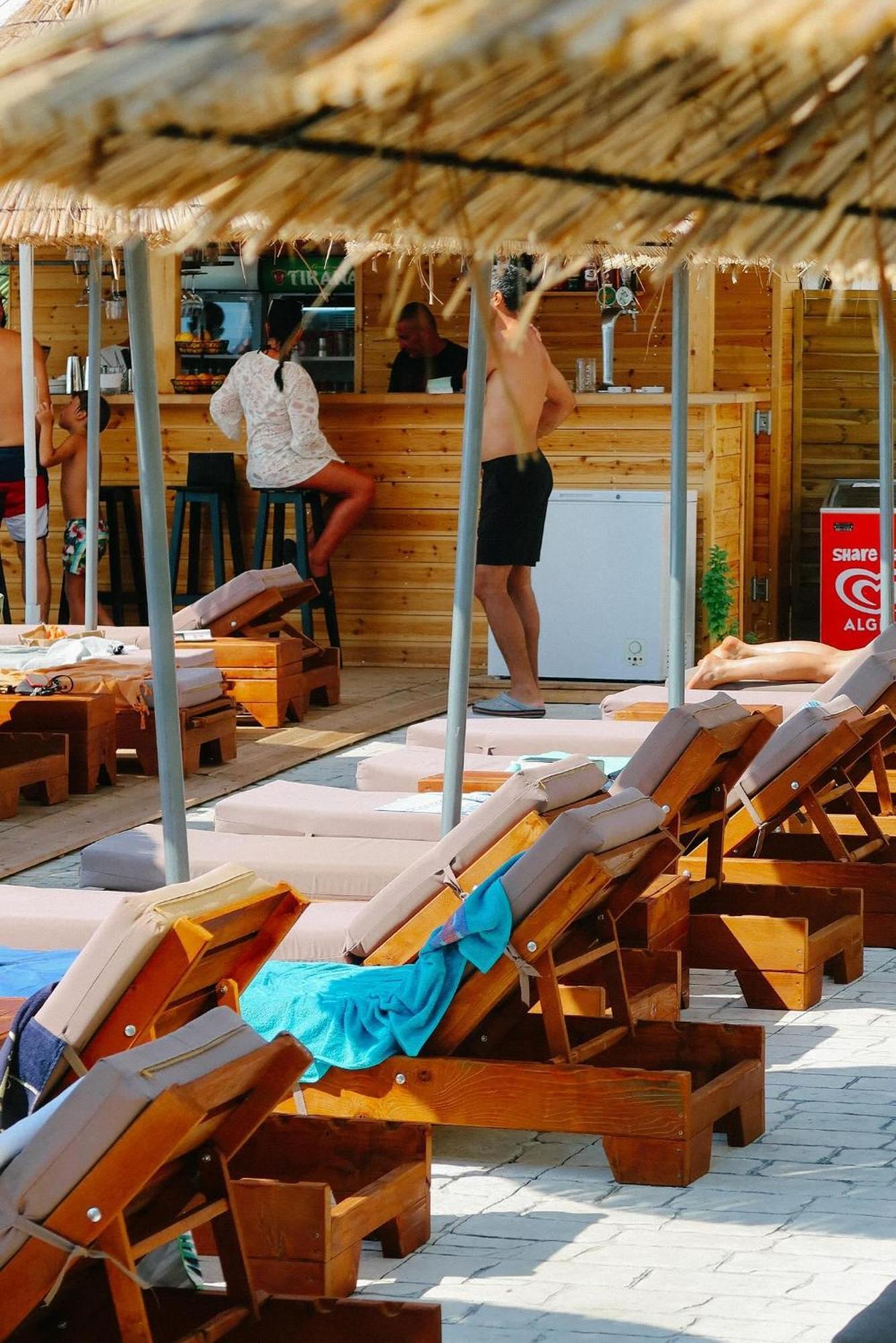 Jad Rooms Sarande Bagian luar foto