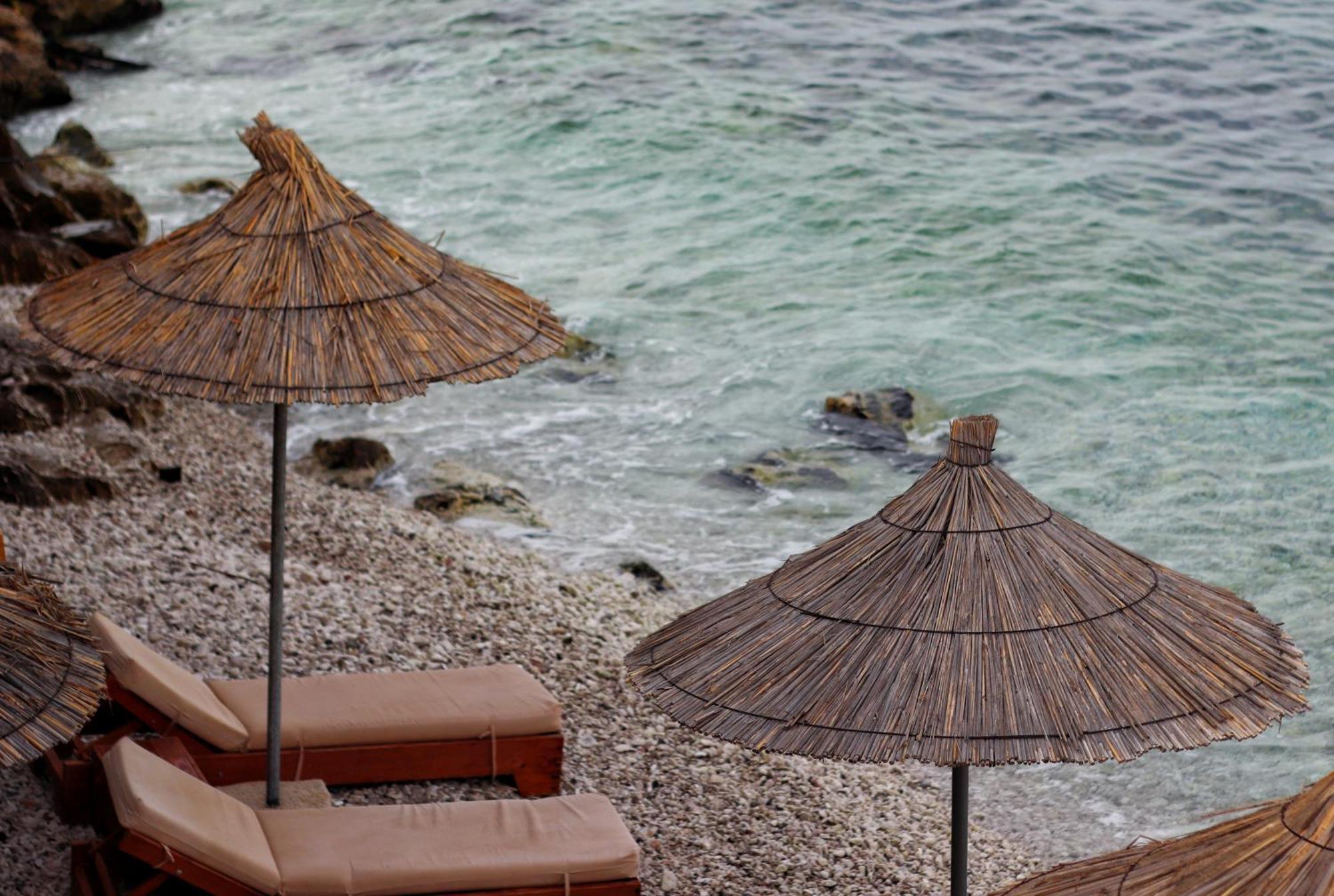 Jad Rooms Sarande Bagian luar foto
